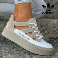 Weiß und Beige